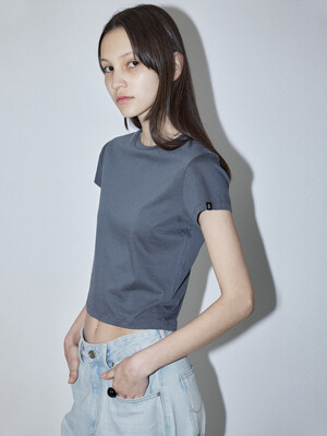 BASIC SHORT SLEEVE CROP T-SHIRT - DARK GREY