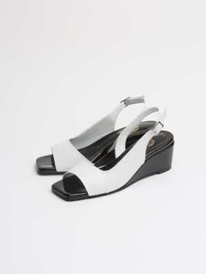 white wani wedge heel comfortable sandle