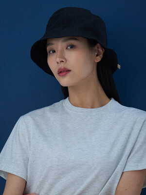 T225AACU04_SV PANEL BUCKET HAT STRING