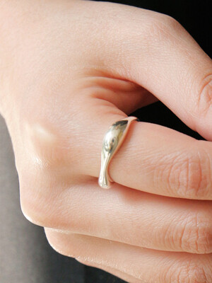 Smoothie Soft Curved Daily Silver Ring R0657