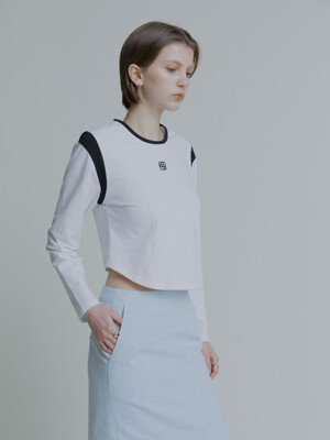 CRIIS Embroidered Color Point Curved Hem Crop Top_White