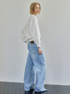 MID-RISE WIDE JEANS / LIGHT BLUE