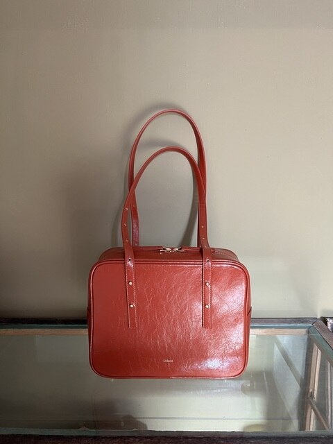 숄더백 - 라라우트 (LALAUT) - ETERNEL-WASHED COGNAC