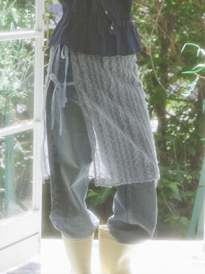 Lace layered skirt / Blue
