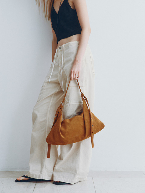 벵디 Cleo Shoulder Bag_Suede Camel