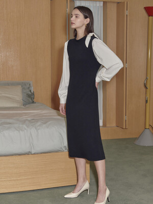 Neck Ribbon Detail Knit One-piece_black