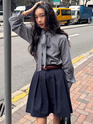 FRIULI Stitch point tucked skirt (Beige/Black/Navy)