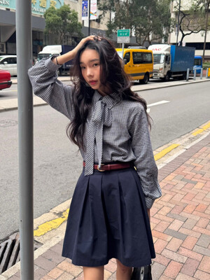 FRIULI Stitch point tucked skirt (Beige/Black/Navy)