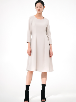 Round Neck Semi Slim Dress _L.Beige