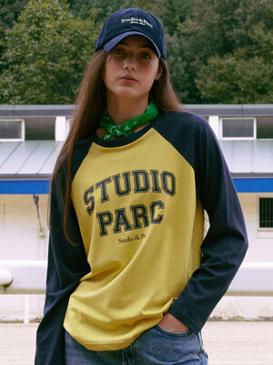 (UNI) Studio Parc Raglan Long Sleeve T-Shirt_Navy
