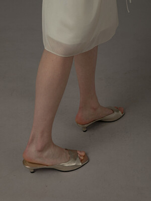 90s CLASSIQUE MULE IN 18K GOLD
