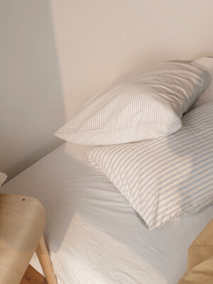 Natural stripe pillow cover
