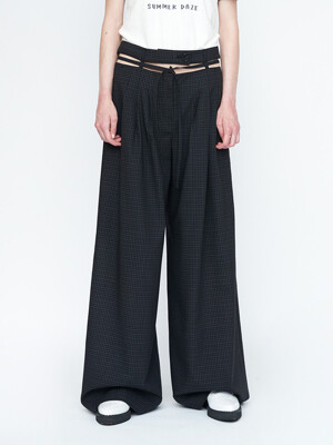 Waist Cut-Out Detail Check Trousers