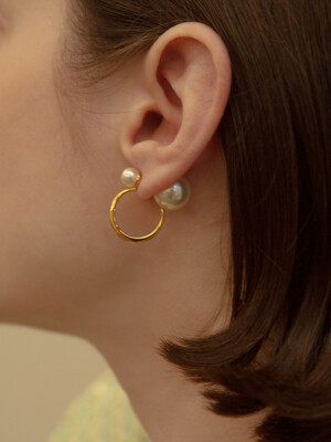 Pearl Reversible Earring