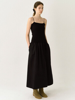 Ivy Sleeveless Dress (Black)