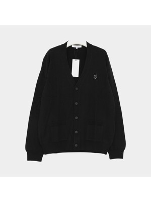 메종키츠네 25SS 볼드 헤드폭스 패치로고 울 V넥 남성 가디건 MM00509KT1036 P199