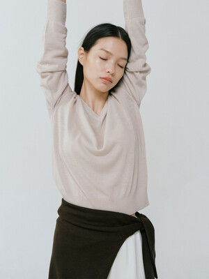Silky wool v-neck pullover / Pale pink