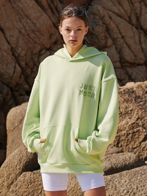 ESSENTIAL OVER HOODIE - LIME