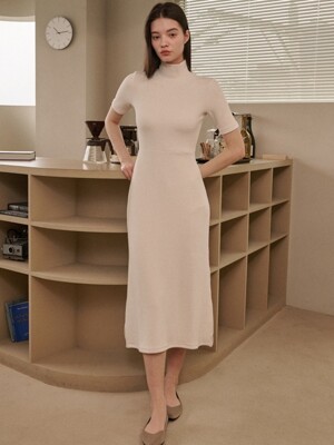 Vera Semi-Turtleneck Knit Dress [Ivory]