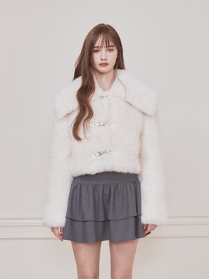 Bebe sailor fur jacket (Ivory)