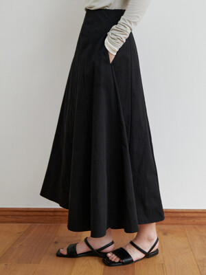 Emma flare skirt (black)