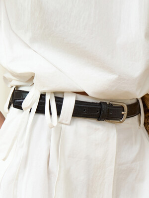 Sofia classic leather belt