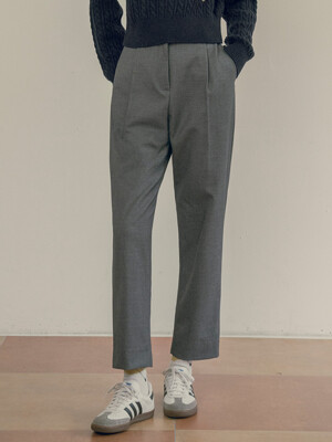 P3176 Wool one-tuck tapered slacks_Charcoal