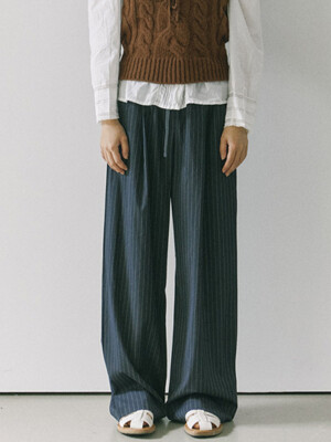 Stripe banding slacks / Navy