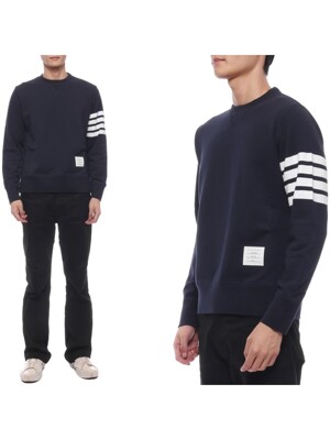 24FW 남성 사선 스트라이프 맨투맨 (MJT021H 00535 461 24F)