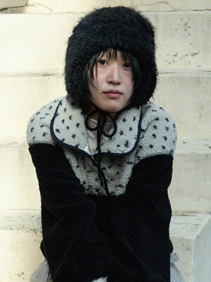 Fluffy Earmuff Hat_Black