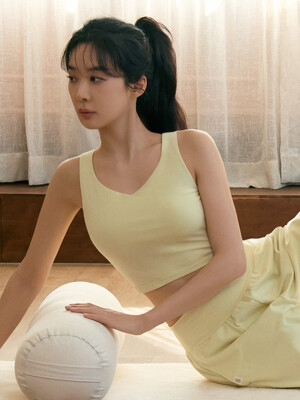 [이청아 PICK] 반다 라이트 내츄럴 크롭탑