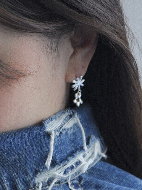 주얼리 - 토우스트 (toust) - Flower Sprinkles drop Earrings