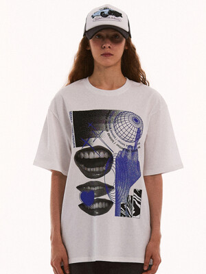 COLLAGE LIBS OVERFIT TEE_WHITE