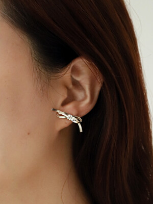 [silver925] Flat Snake Bow Earring
