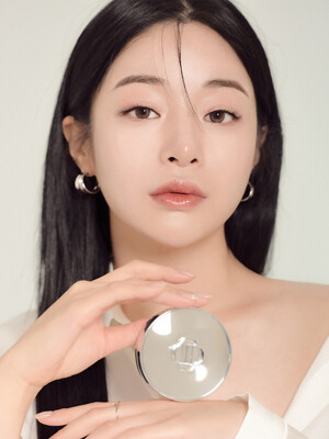 [운초콜렉션] 블러글로이 쿠션 본품 3종