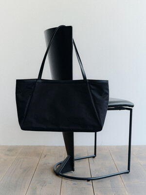 TOVI NYLON SHOPPER BAG (BLACK)