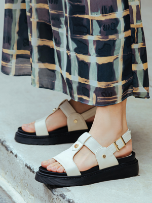 PS4425 Glover chunky sandal 아이보리