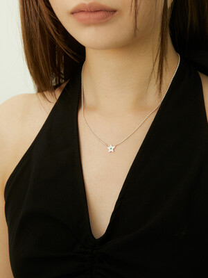 pointed star necklace