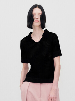 KNITTED SHORT SLEEVES COLLARED TOP BLACK