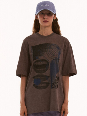 COLLAGE LIBS OVERFIT TEE_BROWN