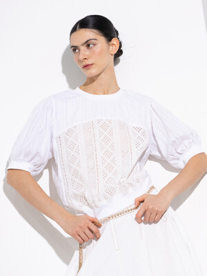 Round neck crochet blouse - white