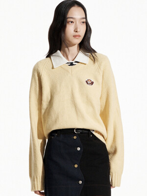 [UNISEX] LESSER PANDA FACE LOGO V-NECK KNIT YELLOW