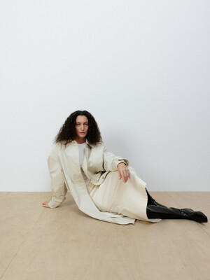 PANELED COTTON TRENCH COAT [IVORY]