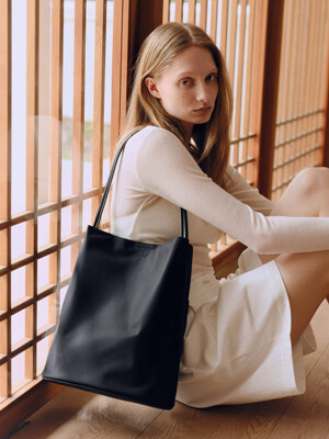 [단독]Medium Mug shoulder bag Nylon_2colors