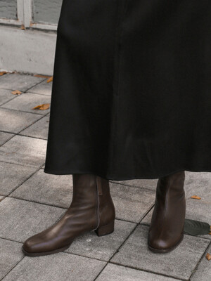 NO. Margaret Simple Boots _ Brown