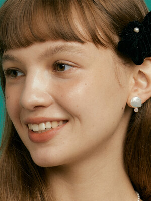 elegant natural pearl earrings