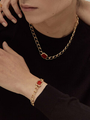 Carnelian Signet Chain Bracelet