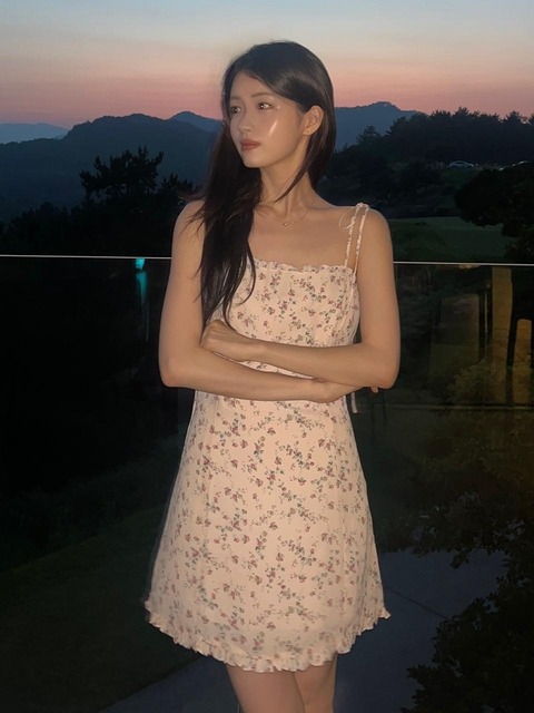 ウォニョン着用[ROLAROLA] ROSE STRAP SLEEVELESS ONEPIECE rolarola Rose Strap Sleeveless Onepiece