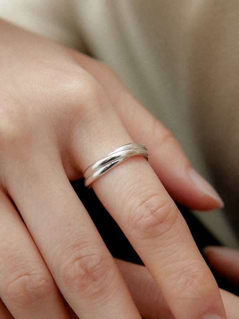[韓国人気ジュエリー] nff Petal String Ring Black Nff Petal String Ring STYLE | KREAM