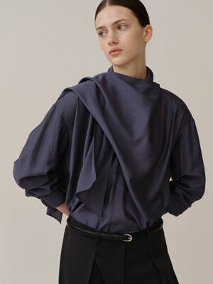 Pola Blouse Titan